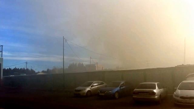 26.09.2015 Пожар в Ханты-Мансийске Шевченко 50 снято в 14:00 #4 смотреть онлайн