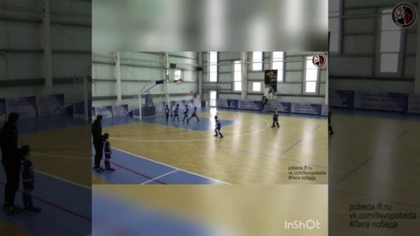 Какие голы забивают в детском футболе!!!