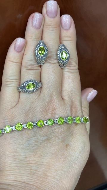 ХРИЗОЛИТ! Браслет, кольцо и серьги. Серебро Циркон С! ВОТСАПП +79039693704.Цены👇 смотреть онлайн