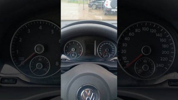 VOLKSWAGEN CADDY 2013 г.в.