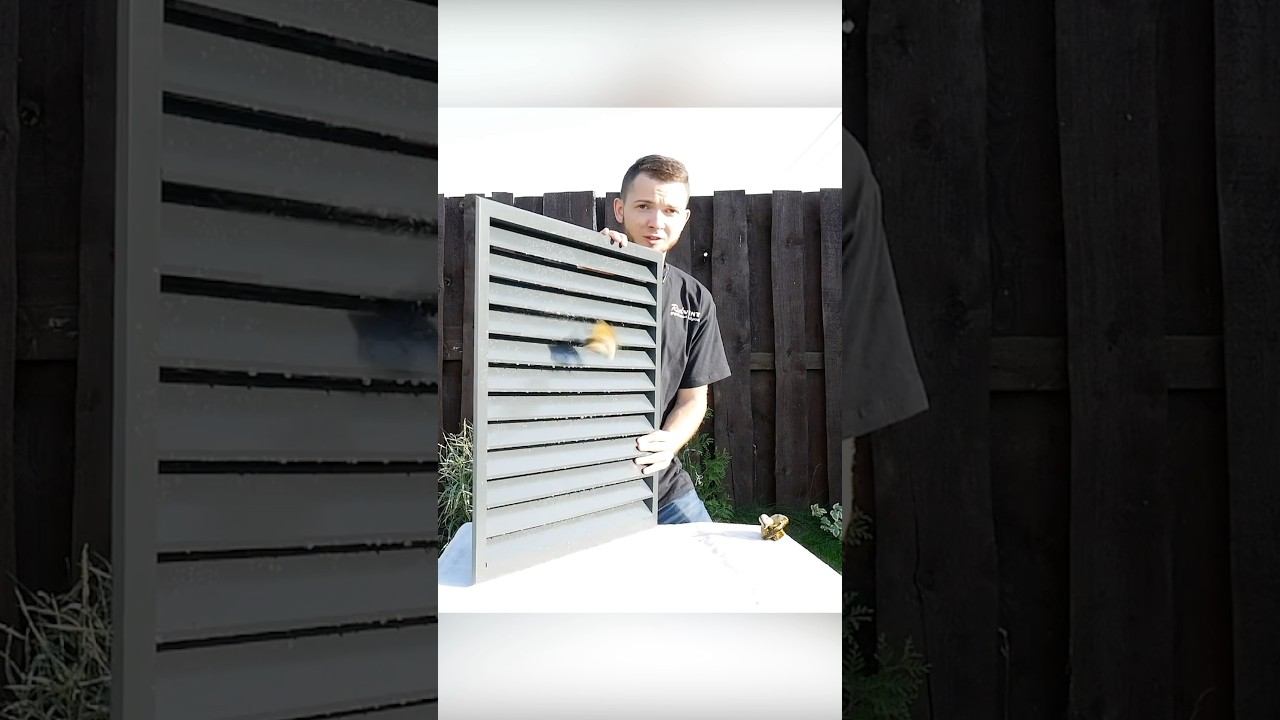 Утки атакуют вентрешётку. Кто победит? смотреть онлайн