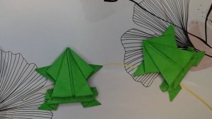 Как сделать лягушку прыгающую из бумаги. Оригами лягушка.