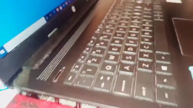 HDMI Cable ! How to connect laptop to TV Using HDMI cable..in Hindi. смотреть онлайн