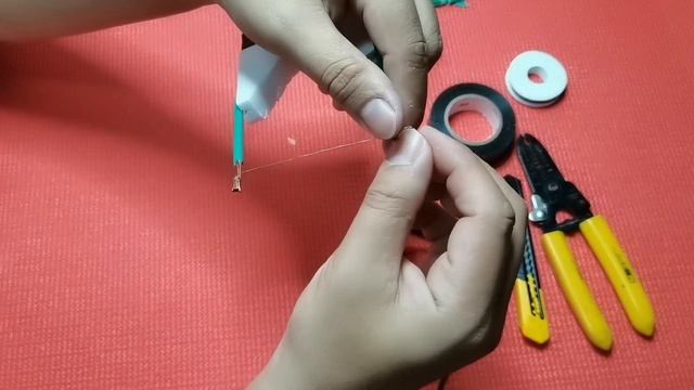 DIY Portable Foam Cutter | how to make a hot wire foam cutter | Polystyrene |HOO Basics смотреть онлайн