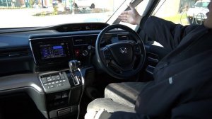 Honda StepWGN в максимальной комплектации Cool Spirit