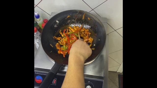 Пицца на Тандыре 🍕 Кто пробовал??? смотреть онлайн