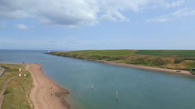Flying Montrose 4K [12] - Beach South end смотреть онлайн