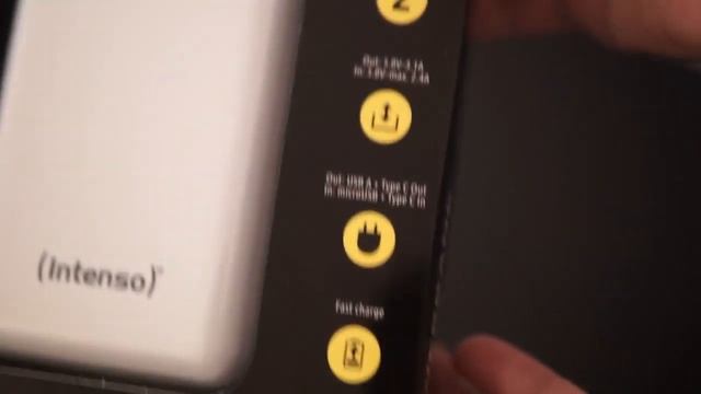 INTENSO POWERBANK XS20000 смотреть онлайн