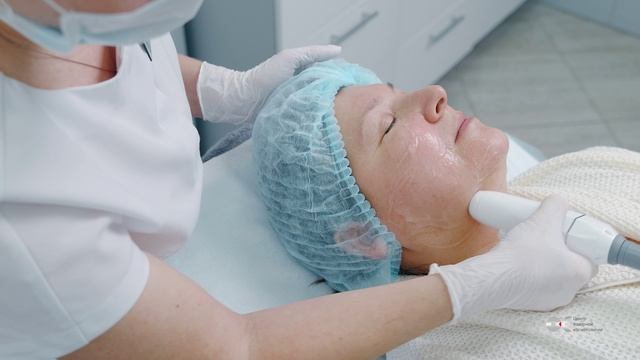 SMAS-лифтинг Liftera смотреть онлайн