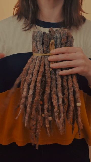 Лето ближе, чем вы думаете! Пора шапки снимать, стиль оформлять 😎 вот я стихоплет тот ещё