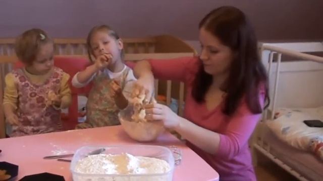 How to Make Delicate, Tasty and Healthy Homemade Russian Crackers смотреть онлайн