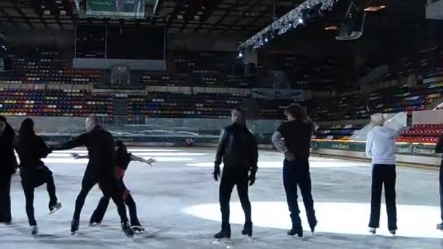 plushenko 28.02.09 разминка_6 смотреть онлайн