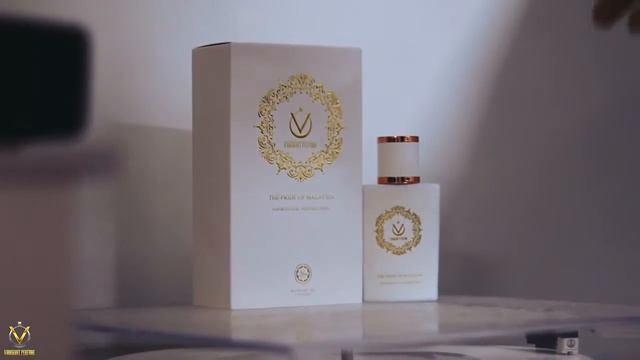 VOORKANT PERFUME COMMERCIAL смотреть онлайн