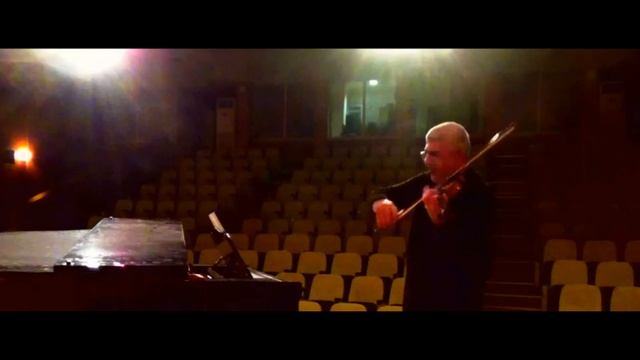 Javid ASADOV Live: A. Igudesman - Applemania смотреть онлайн