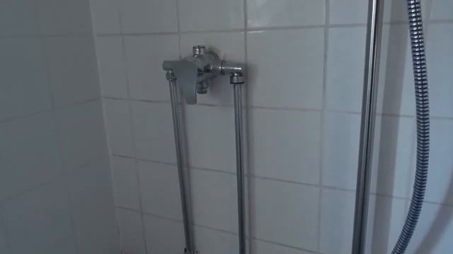 Removing replacing Bristan mixer valve shower смотреть онлайн