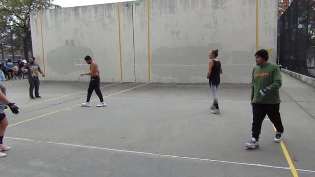 Hoover Pk - Hoover/Victory Dubs - Donna & JC vs Delia & Loz - By Handball Social - 11.6.2022 смотреть онлайн