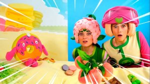 Хрум превратился в пончик и Фортуна чуть его не съела — Песенки Фортуны — Флора, на помощь!