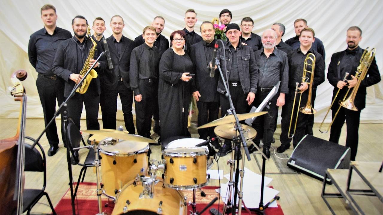 Ирина Остин и биг-бенд Виталия Владимирова
Снежинская филармония 02.12.2023