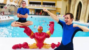 Железный человек в аквапарке!  Игрушки трансформеры и супергерои в видео для мальчиков