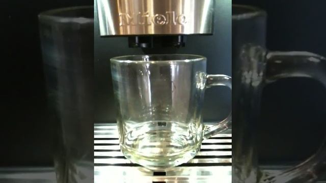 Miele Coffee Machine CVA4066SS смотреть онлайн