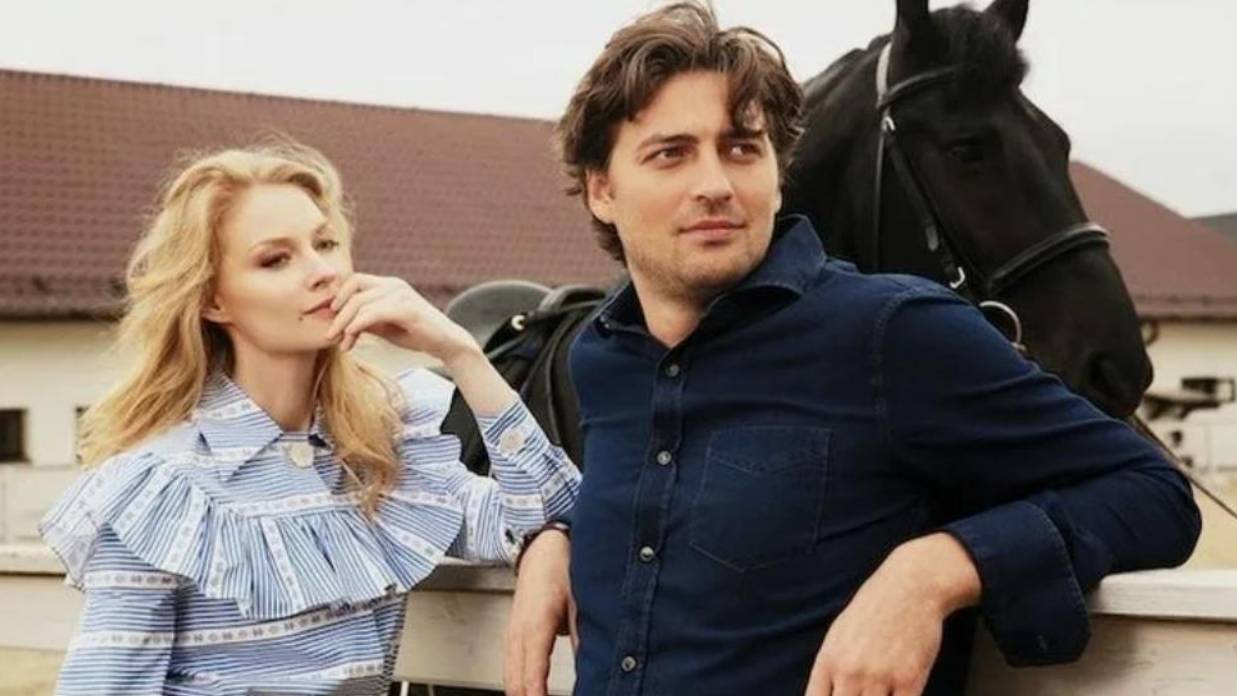 Жена-литовка из богатой семьи, три дочери и звёздный отец: Что скрывает Иван Колесников? смотреть онлайн