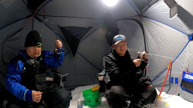 HIT Lures Exclusive with HIT Lures' Hitman! | How to Use Hit Lures and Custom Rods | Night Crappie смотреть онлайн