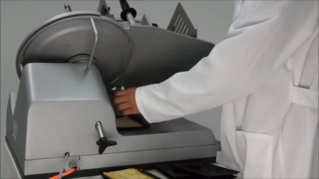 Слайсер Graef SA 3370 и упаковка FV 100 смотреть онлайн