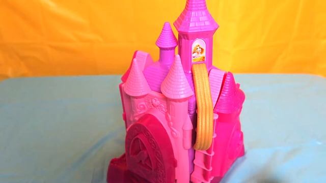 Play-doh Prettiest Princess Castle Featuring Disney Princess w/ Princess Castle Sparkle смотреть онлайн