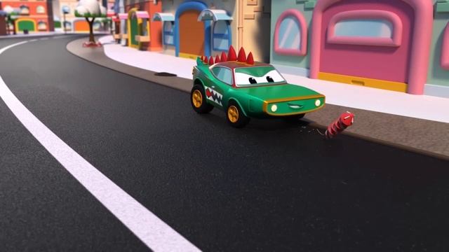 ПОЛИЦЕЙСКИЙ останавливает ГИГАНТСКИХ ЗВЕРЕЙ смотреть онлайн