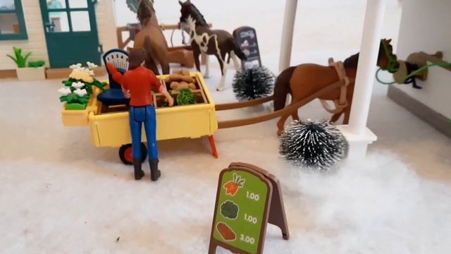 ULTIMATE SCHLEICH HORSE BARN TOUR || WINTER 2022 || HUGE SETUP || смотреть онлайн