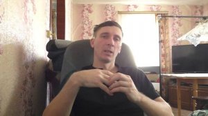 Почему экран монитора стал желтым по краям?