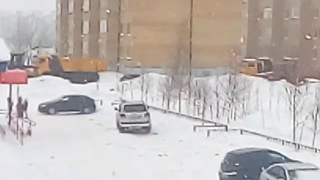 Хмао Радужный смотреть онлайн