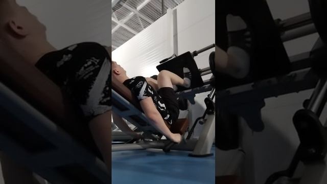 1 апреля смотреть онлайн