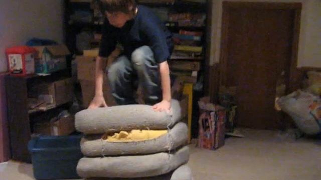 Kid Gets Fucking Owned! смотреть онлайн