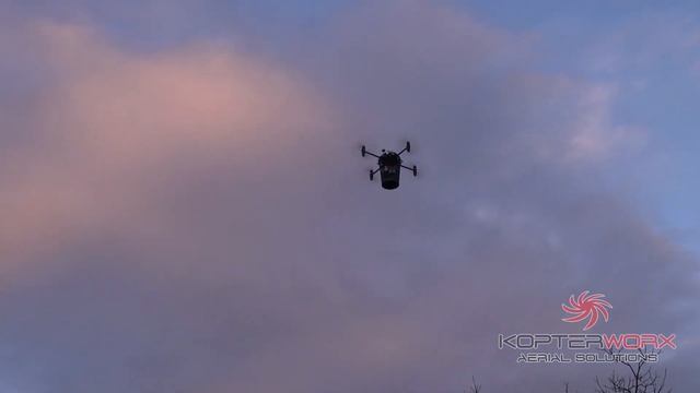 Herkules III vs KW10 - 20kg test on SkyJib 8 to X4. смотреть онлайн