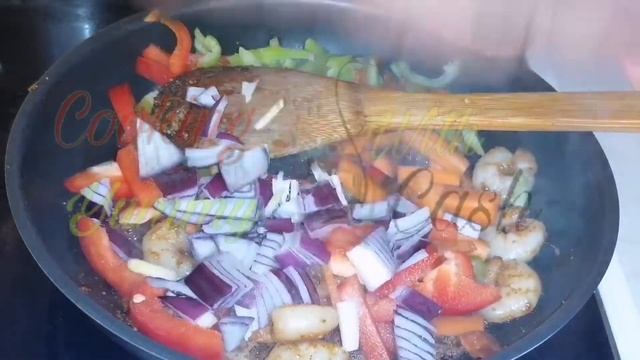 Quick Shrimp noodles recipe 👌👌 / indomie noodles recipe/ easy recipe смотреть онлайн