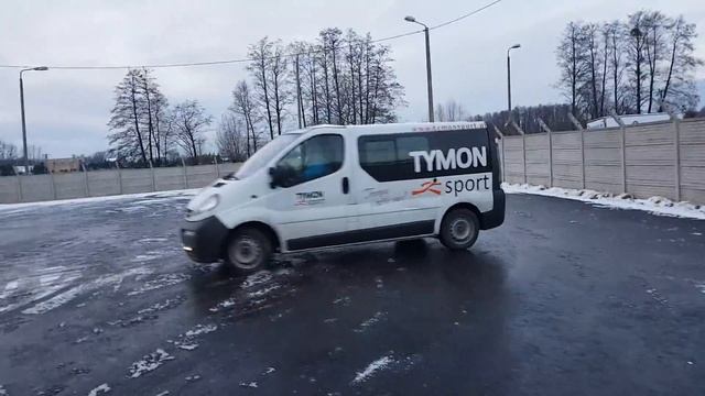 Opel Vivaro 60 kW SLIDE on ice смотреть онлайн