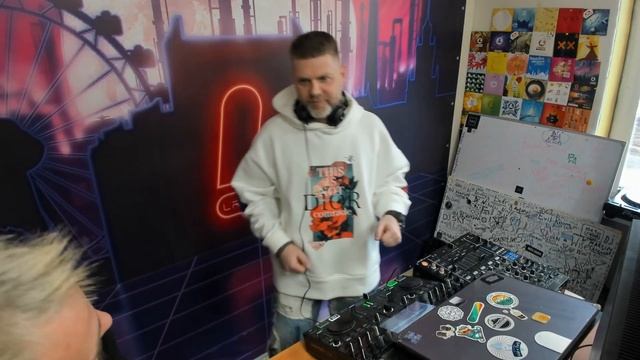 Живые игры 31.03.25 смотреть онлайн