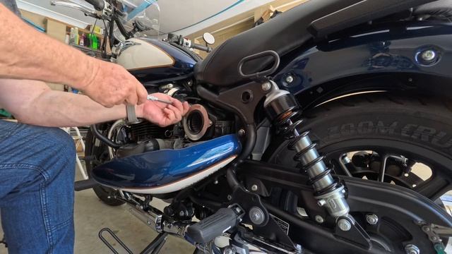 DNA High Performance Air filter Kit Instal on Royal Enfield Super Meteor 650 смотреть онлайн