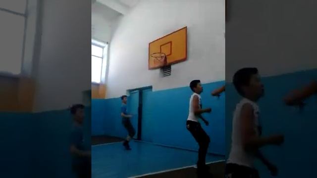 Новой баскетбол(3) смотреть онлайн