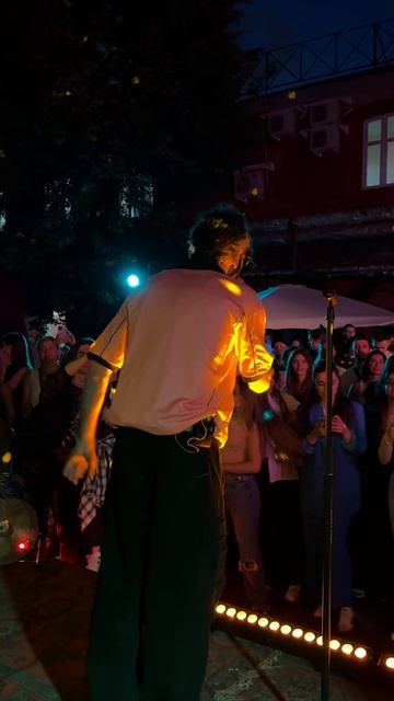 ПЕРВЫЙ СОЛЬНЫЙ КОНЦЕРТ И СРАЗУ ТАКОЙ! #iceLo #музыка #концерт #сольныйконцерт смотреть онлайн