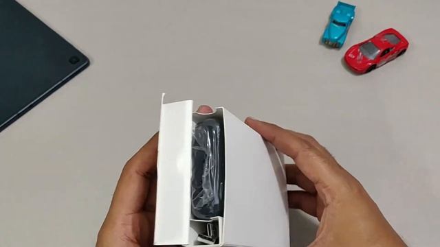 URBN 20000 mAh Power Bank Unboxing II 12W Fast Charge II Blue смотреть онлайн