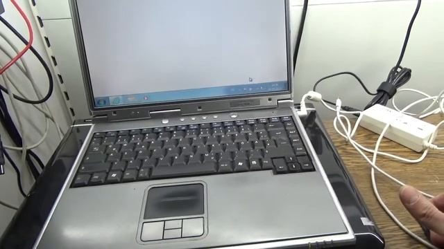 Notebook Asus M2400N Nach 18 Jahren Wiederbelebt
