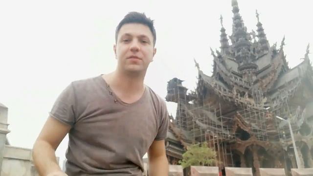 Зеленый чемодан. Поездка в Паттайю. смотреть онлайн