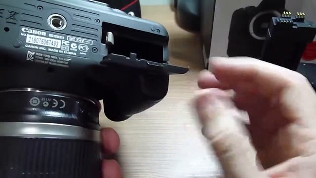 (Fotografia) - Review Grip de Bateria Canon 600D/T3i - Battery Grip смотреть онлайн