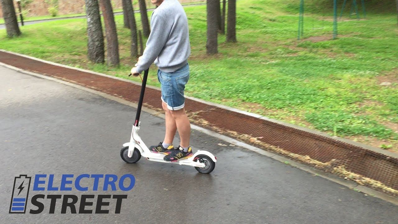 Электросамокат Xiaomi Mijia против гироскутера Kiwano: обзор от Electrostreet.ru смотреть онлайн
