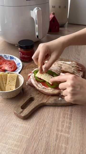 Очень нежная курочка в аэрогриле DEMIAND, артикул на ВБ: 111108507