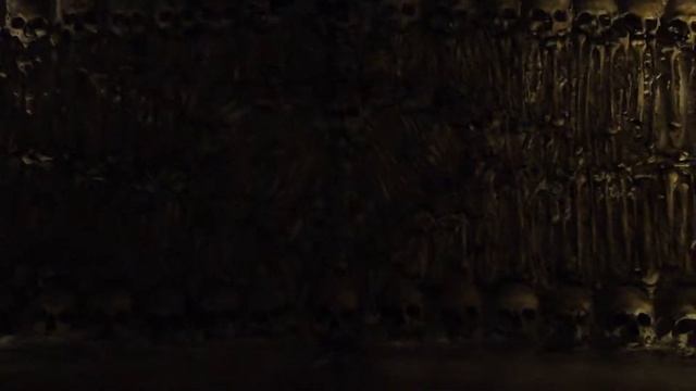 Comendo Um Bacalhau Com Roberto Leal | Capela Dos Ossos De Evora