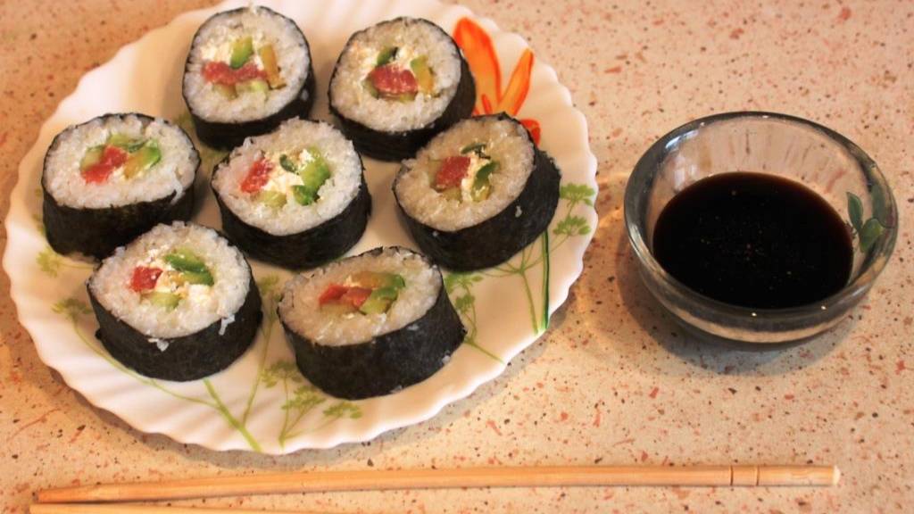 Роллы из суши-пресса смотреть онлайн