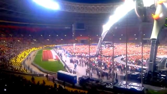 People generate wave on the stadium seats. Coming soon U2 смотреть онлайн